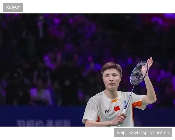 石宇奇爆发！单局21-4碾压战神再现，超级战绩引爆羽坛热潮